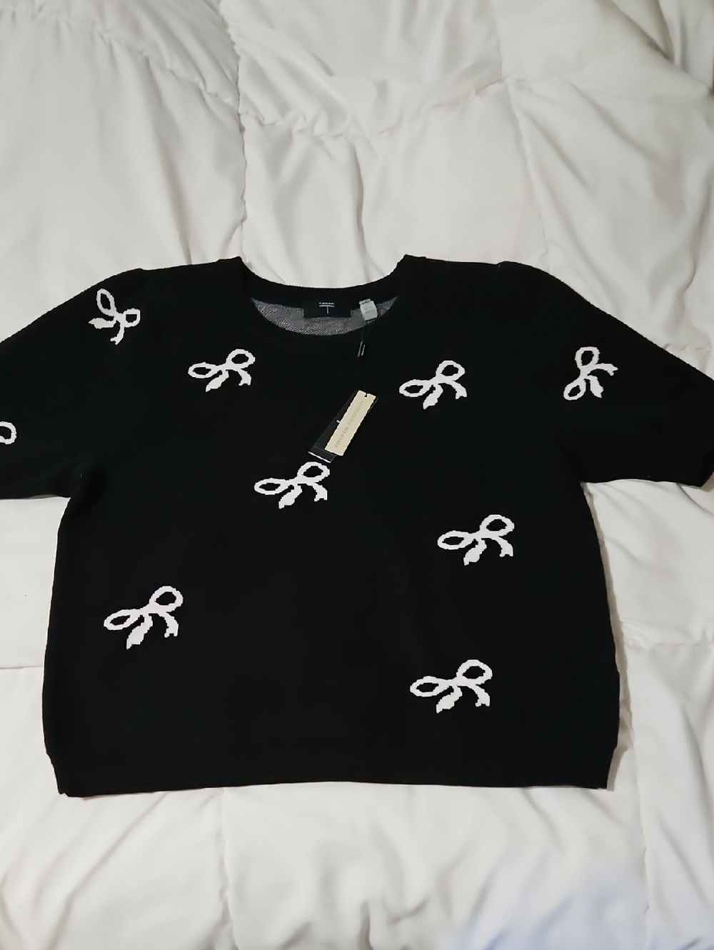 Tahari Black Knit Crewneck Top with Bows